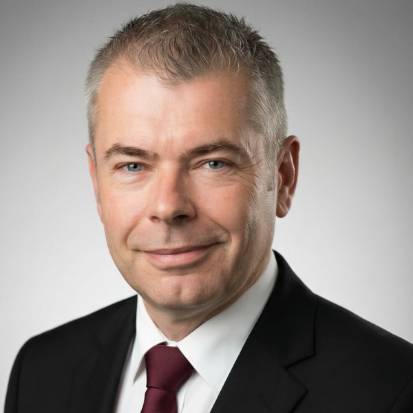 AFT_600x600_Corp-Portrait-1-1_V1_Glen-McShane2 Glen